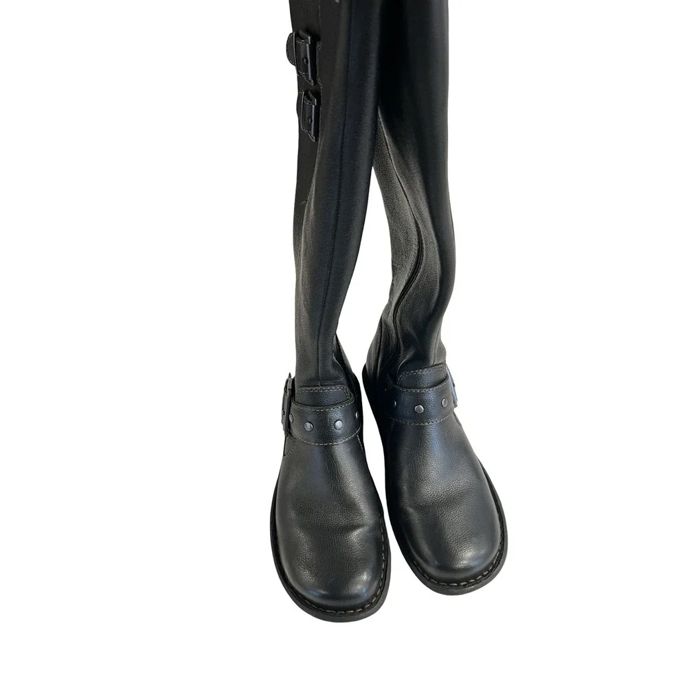 Women's Boc Buckle Accent Studded Oliver Round-Toe Wedge Zip-Up Leather Boot 6 M